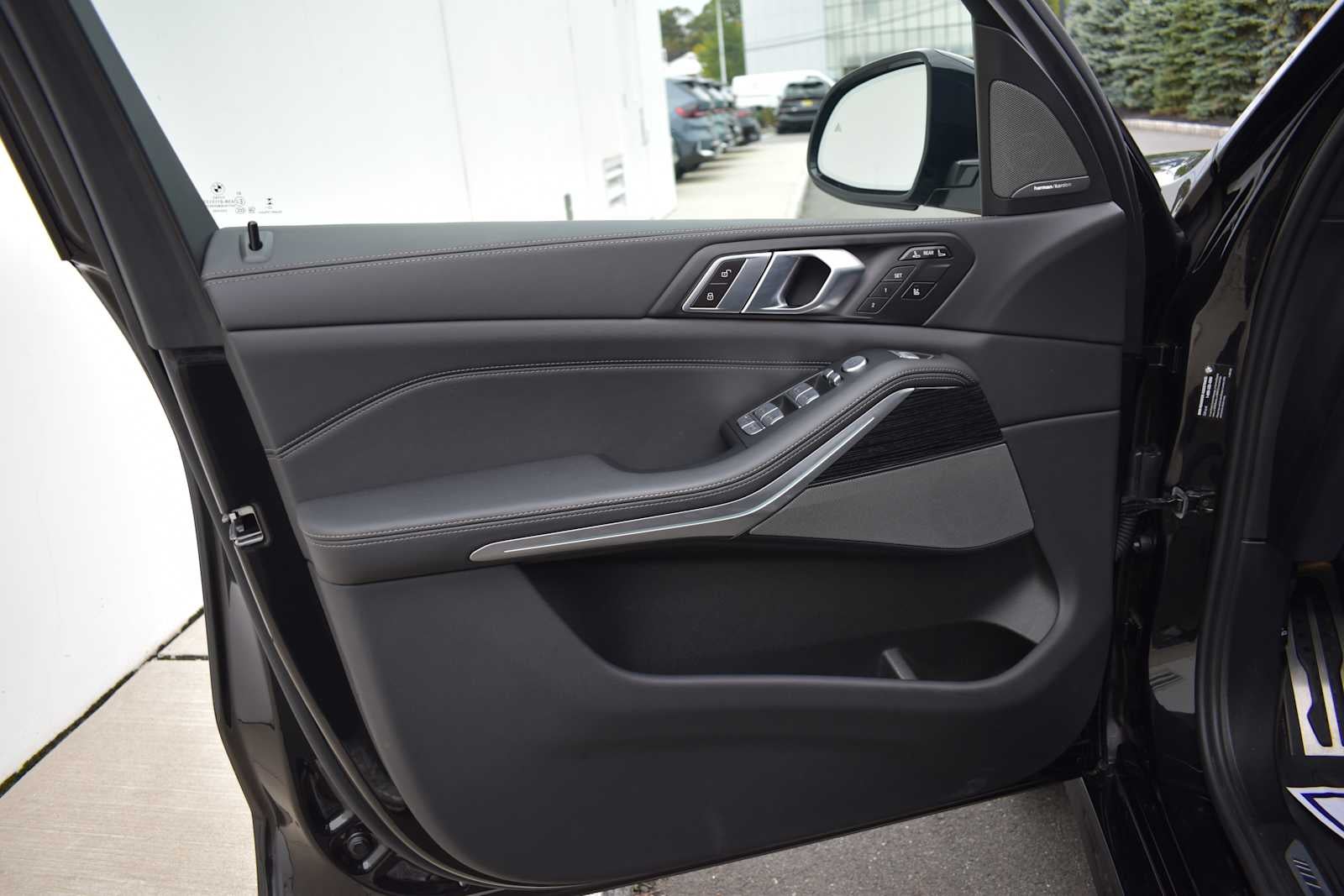 2024 BMW X7 xDrive40i Sports Activity Vehicle
