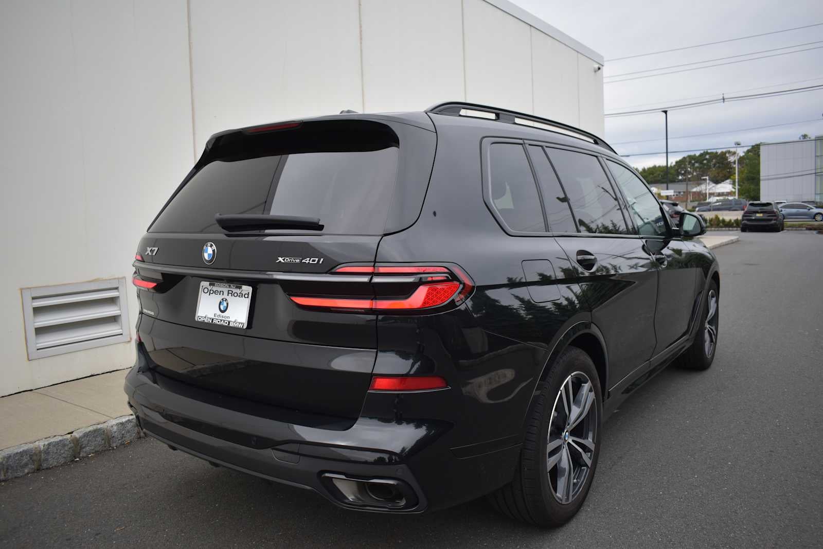 2024 BMW X7 xDrive40i Sports Activity Vehicle