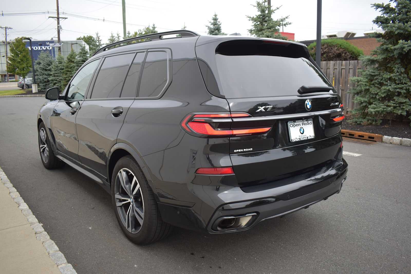 2024 BMW X7 xDrive40i Sports Activity Vehicle