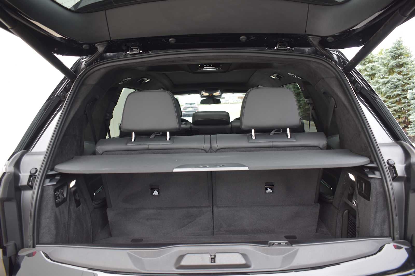 2024 BMW X7 xDrive40i Sports Activity Vehicle