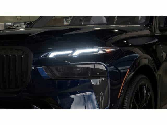 2026 BMW X7 xDrive40i Sports Activity Vehicle