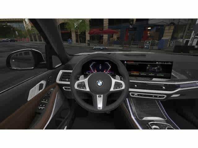 2027 BMW X7 xDrive40i Sports Activity Vehicle