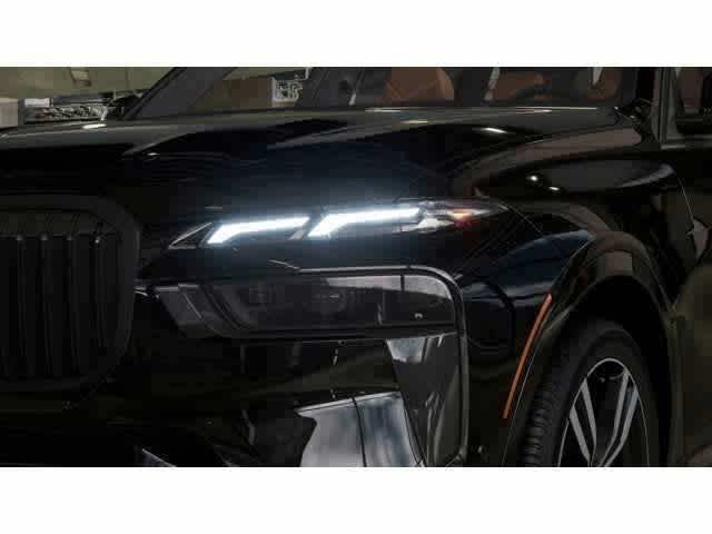 2027 BMW X7 xDrive40i Sports Activity Vehicle