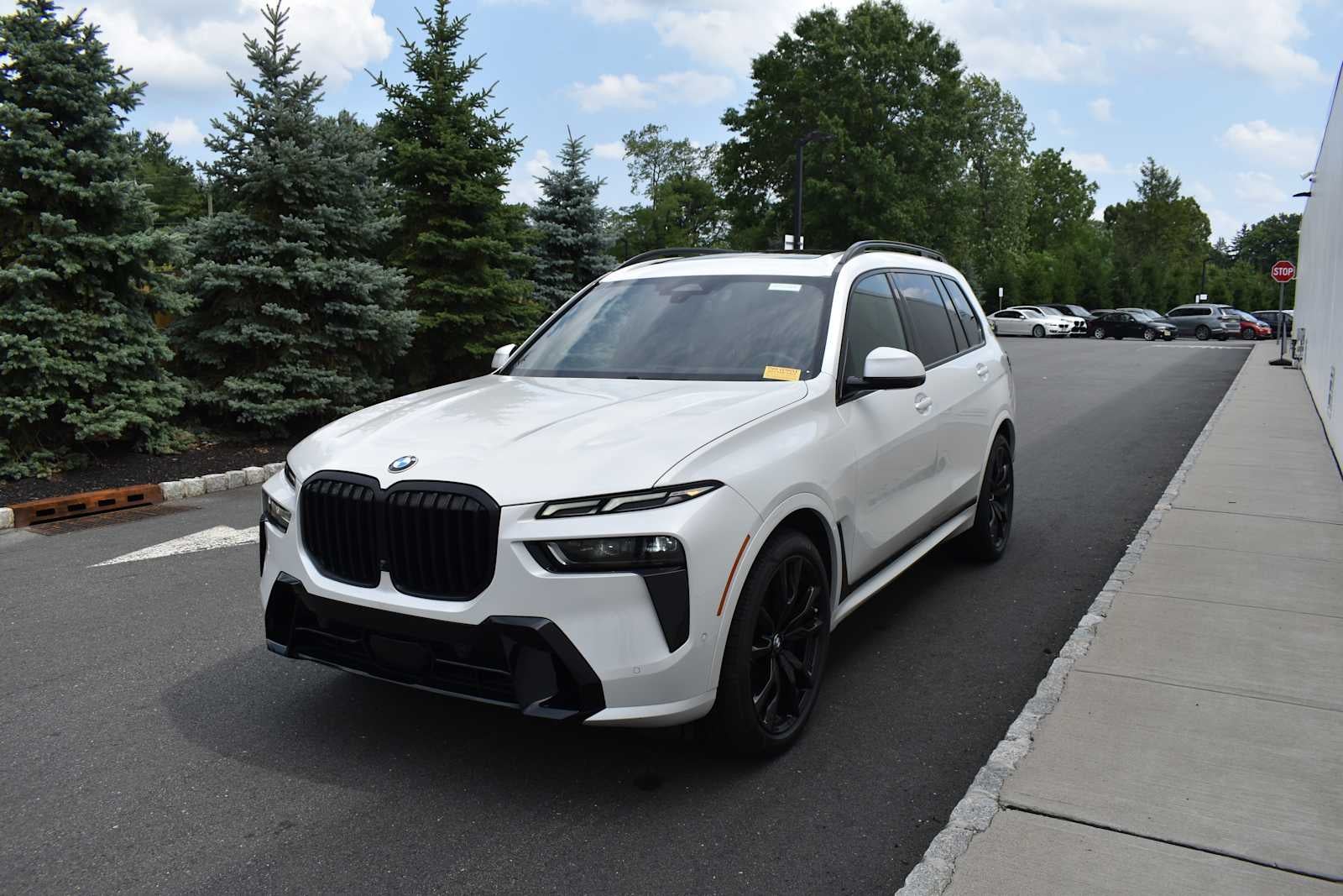 2024 BMW X7 xDrive40i Sports Activity Vehicle