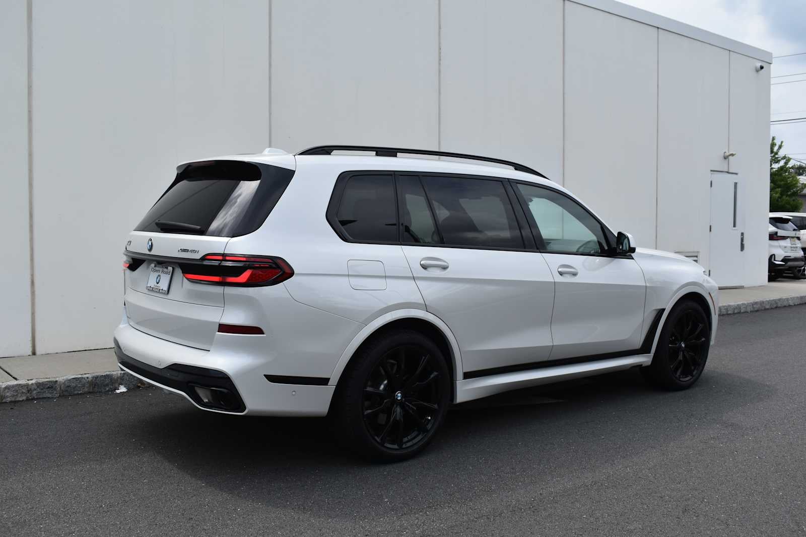 2024 BMW X7 xDrive40i Sports Activity Vehicle