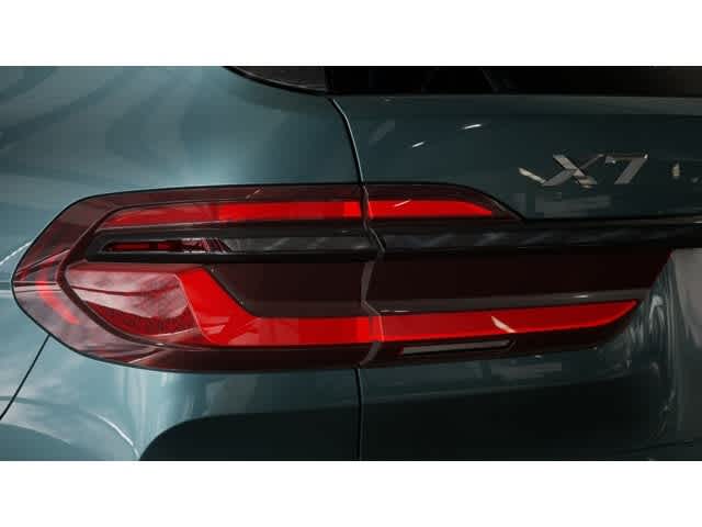 2026 BMW X7 xDrive40i Sports Activity Vehicle