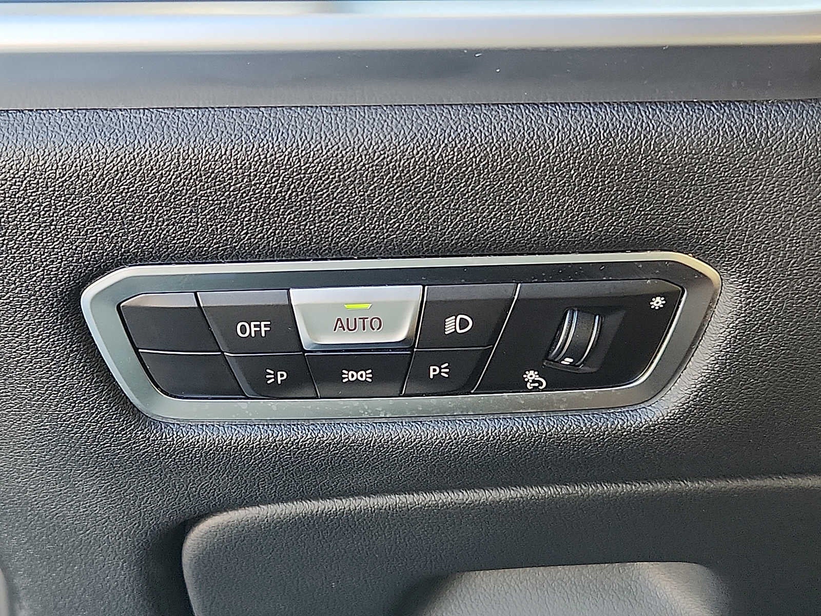 2023 BMW X7 xDrive40i Sports Activity Vehicle