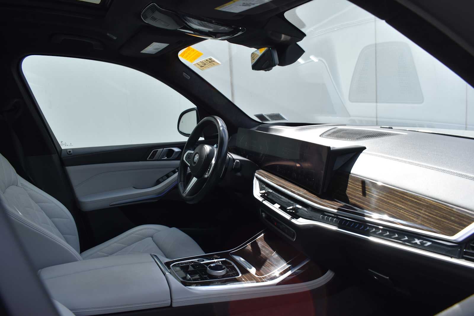 2024 BMW X7 xDrive40i Sports Activity Vehicle