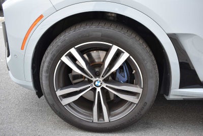 2024 BMW X7 xDrive40i Sports Activity Vehicle