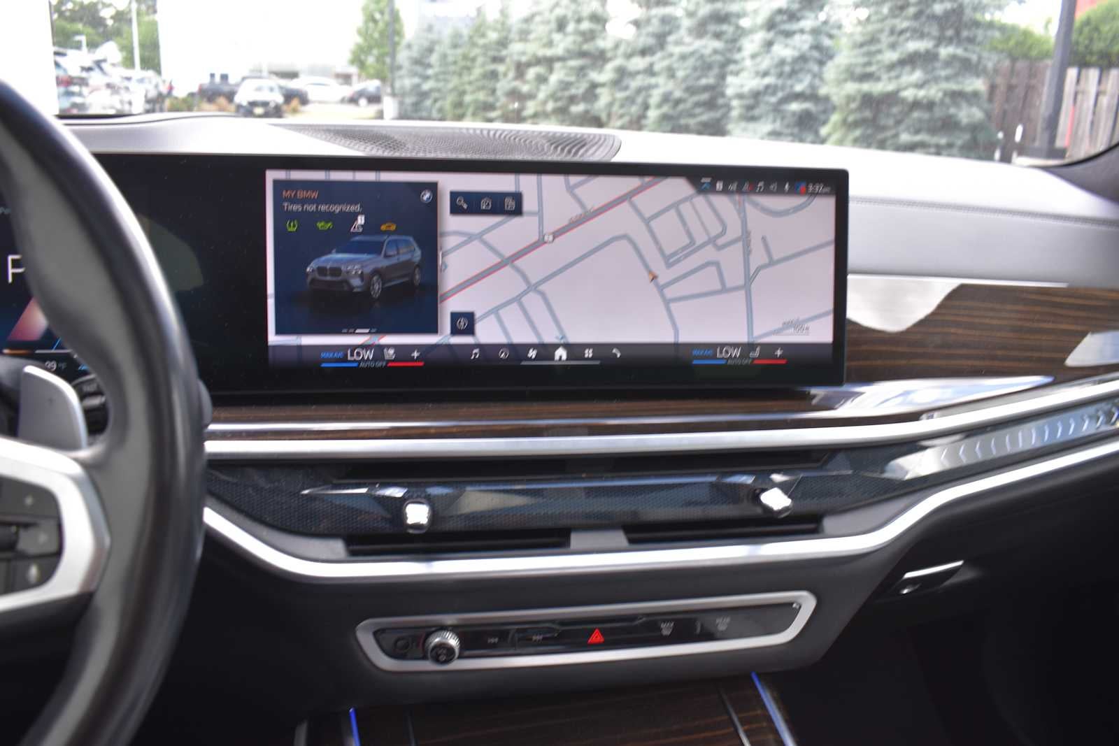 2024 BMW X7 xDrive40i Sports Activity Vehicle