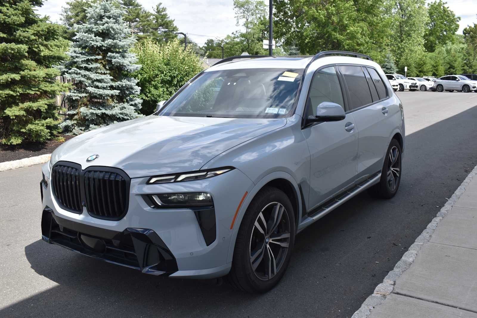 2024 BMW X7 xDrive40i Sports Activity Vehicle