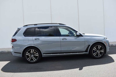 2024 BMW X7 xDrive40i Sports Activity Vehicle