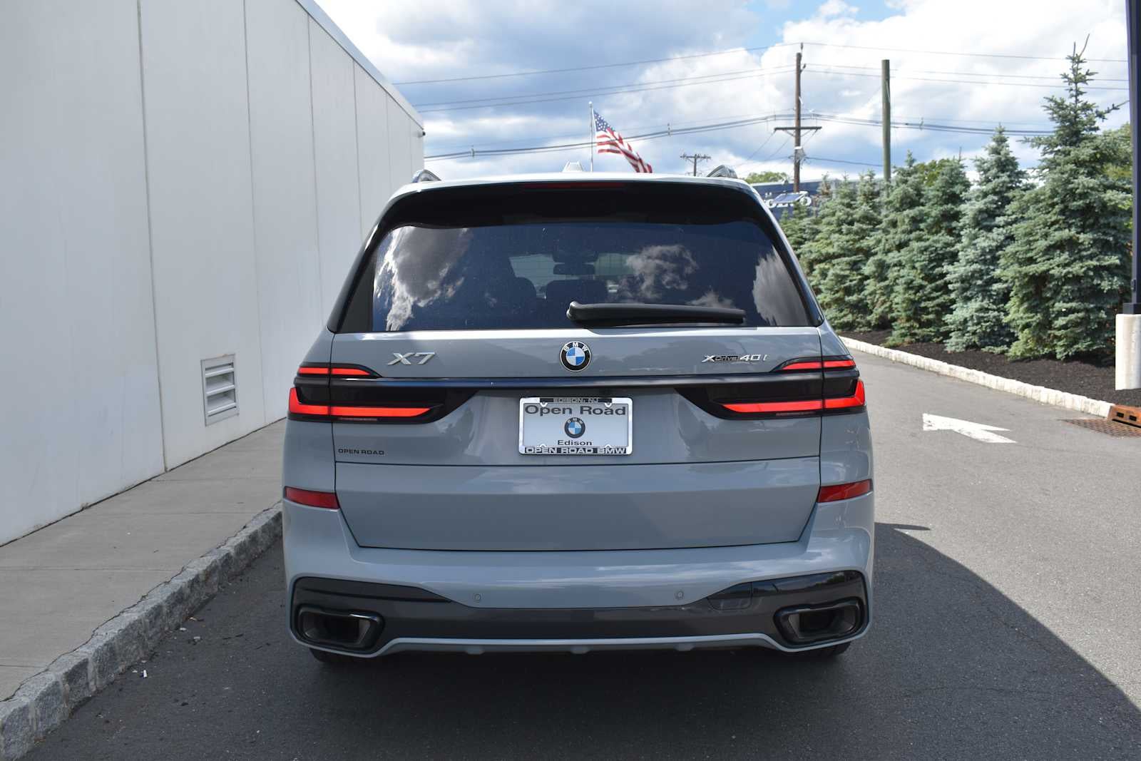 2024 BMW X7 xDrive40i Sports Activity Vehicle