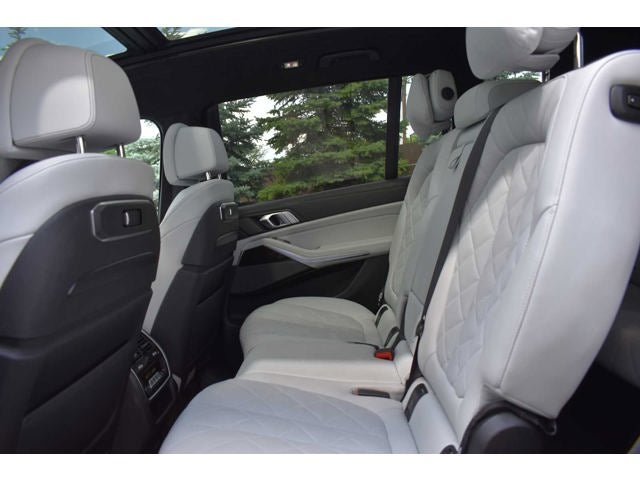 2024 BMW X7 xDrive40i Sports Activity Vehicle