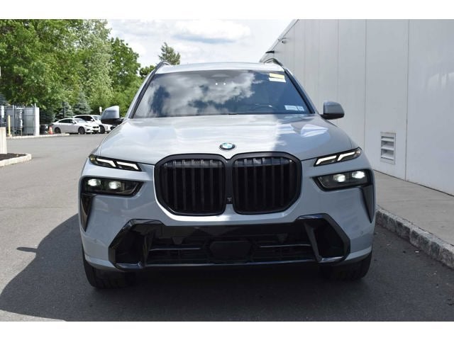 2024 BMW X7 xDrive40i Sports Activity Vehicle
