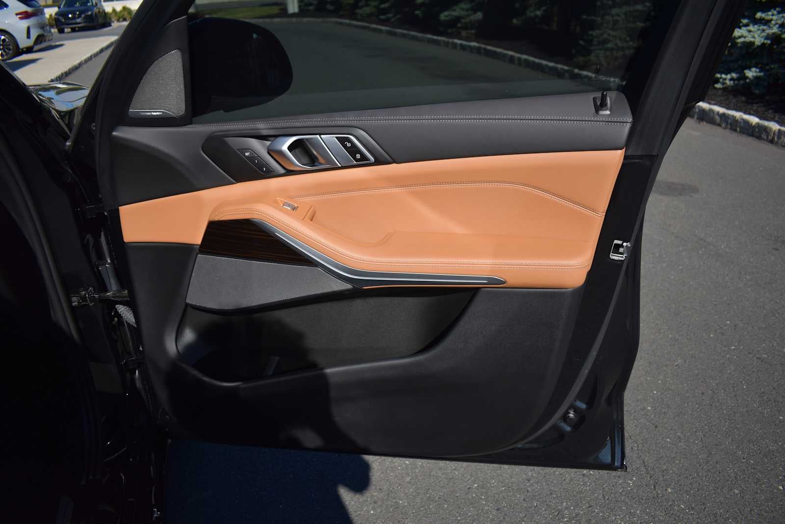 2025 BMW X7 xDrive40i Sports Activity Vehicle