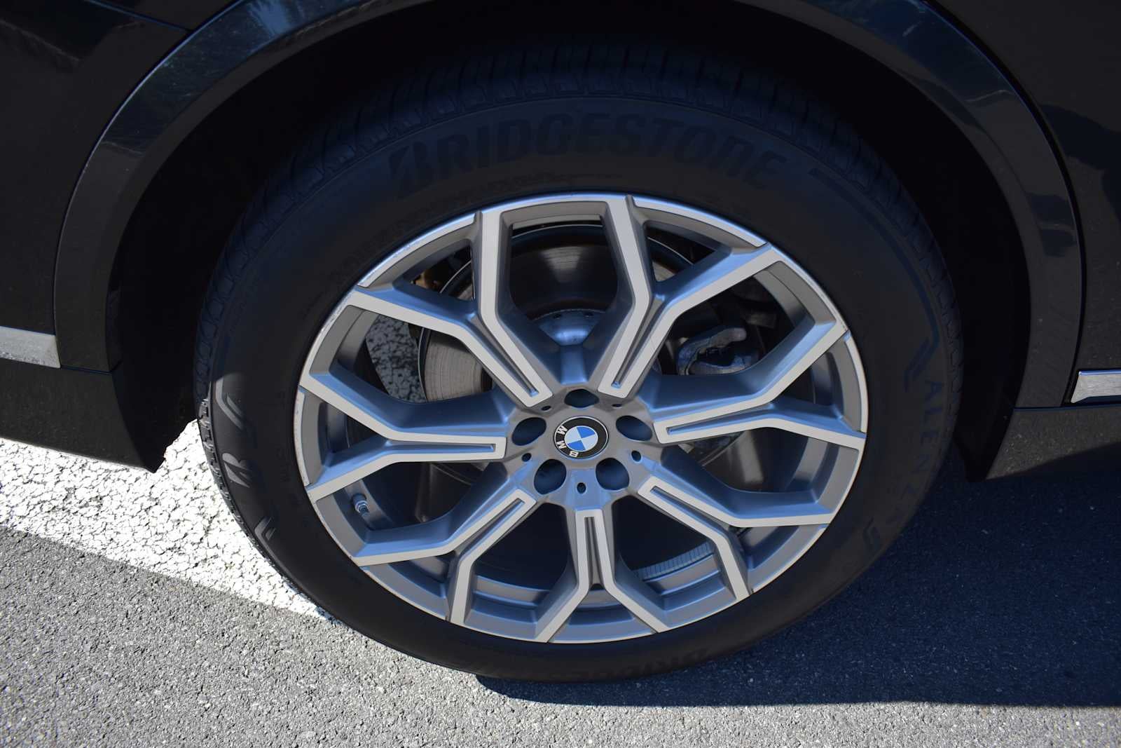 2025 BMW X7 xDrive40i Sports Activity Vehicle