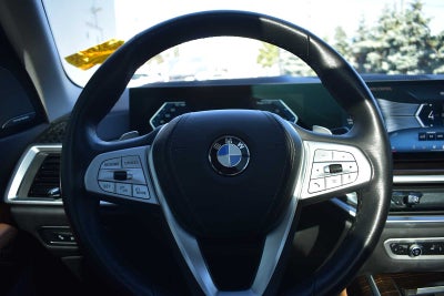 2025 BMW X7 xDrive40i Sports Activity Vehicle