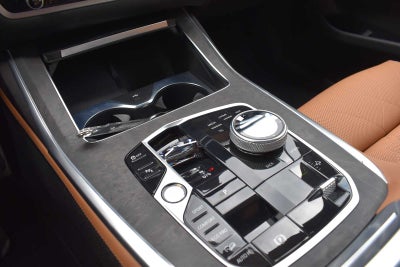 2026 BMW X7 xDrive40i Sports Activity Vehicle