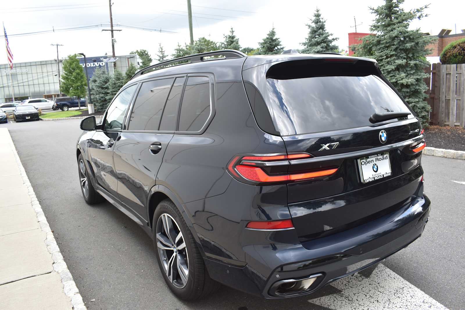 2026 BMW X7 xDrive40i Sports Activity Vehicle
