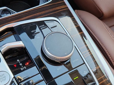 2026 BMW X7 xDrive40i Sports Activity Vehicle