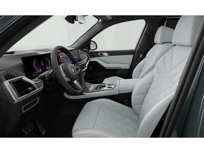 2026 BMW X7 xDrive40i Sports Activity Vehicle