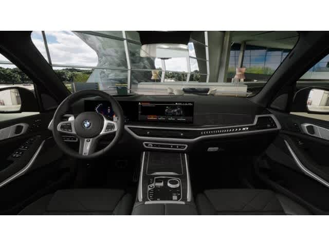 2026 BMW X7 xDrive40i Sports Activity Vehicle