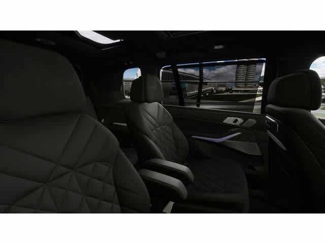2027 BMW X7 xDrive40i Sports Activity Vehicle