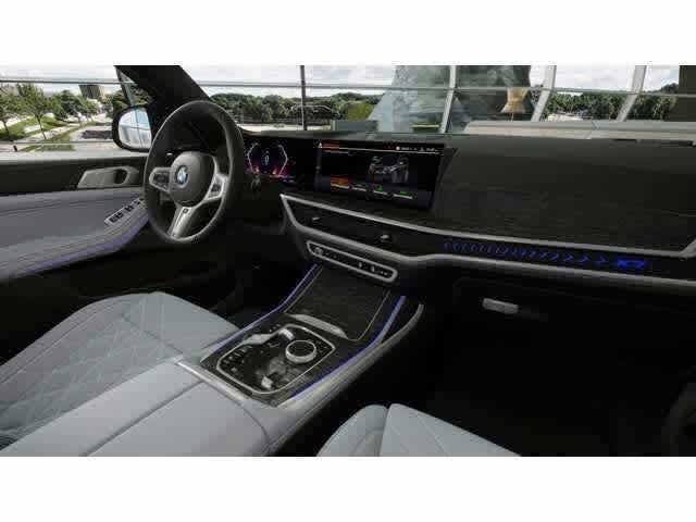 2027 BMW X7 xDrive40i Sports Activity Vehicle