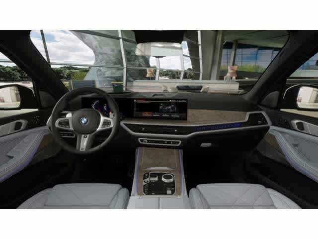 2027 BMW X7 xDrive40i Sports Activity Vehicle