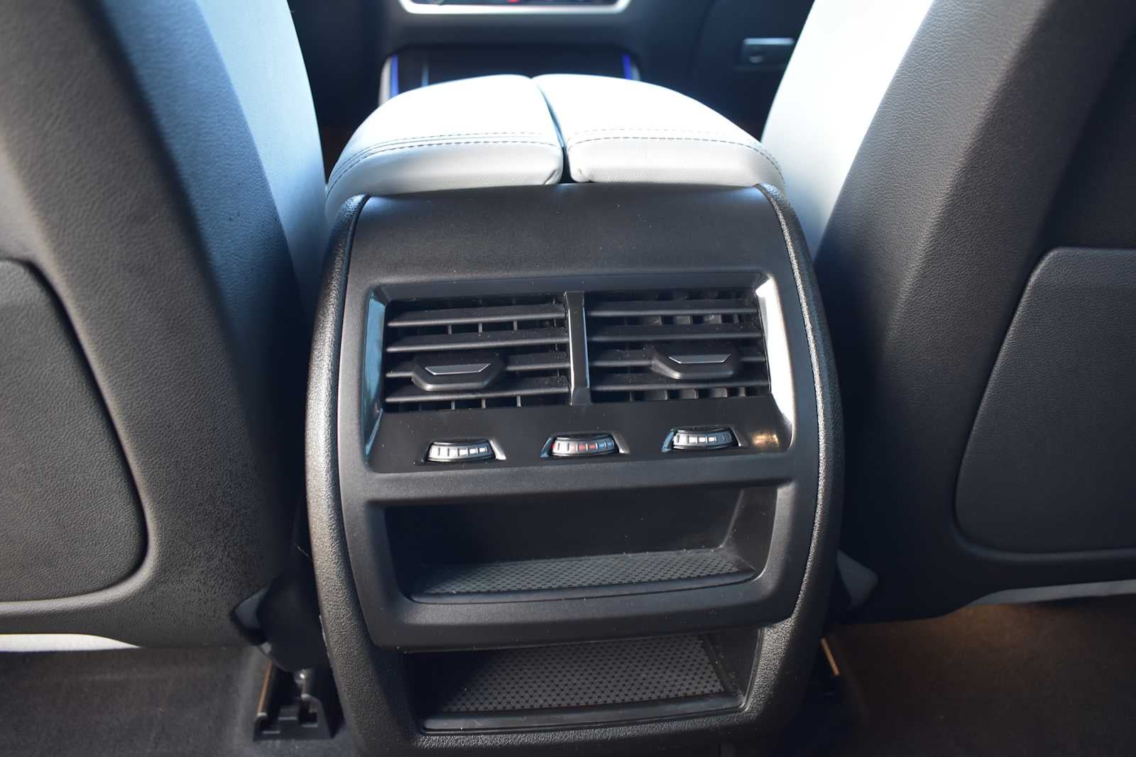 2025 BMW X5 xDrive40i Sports Activity Vehicle