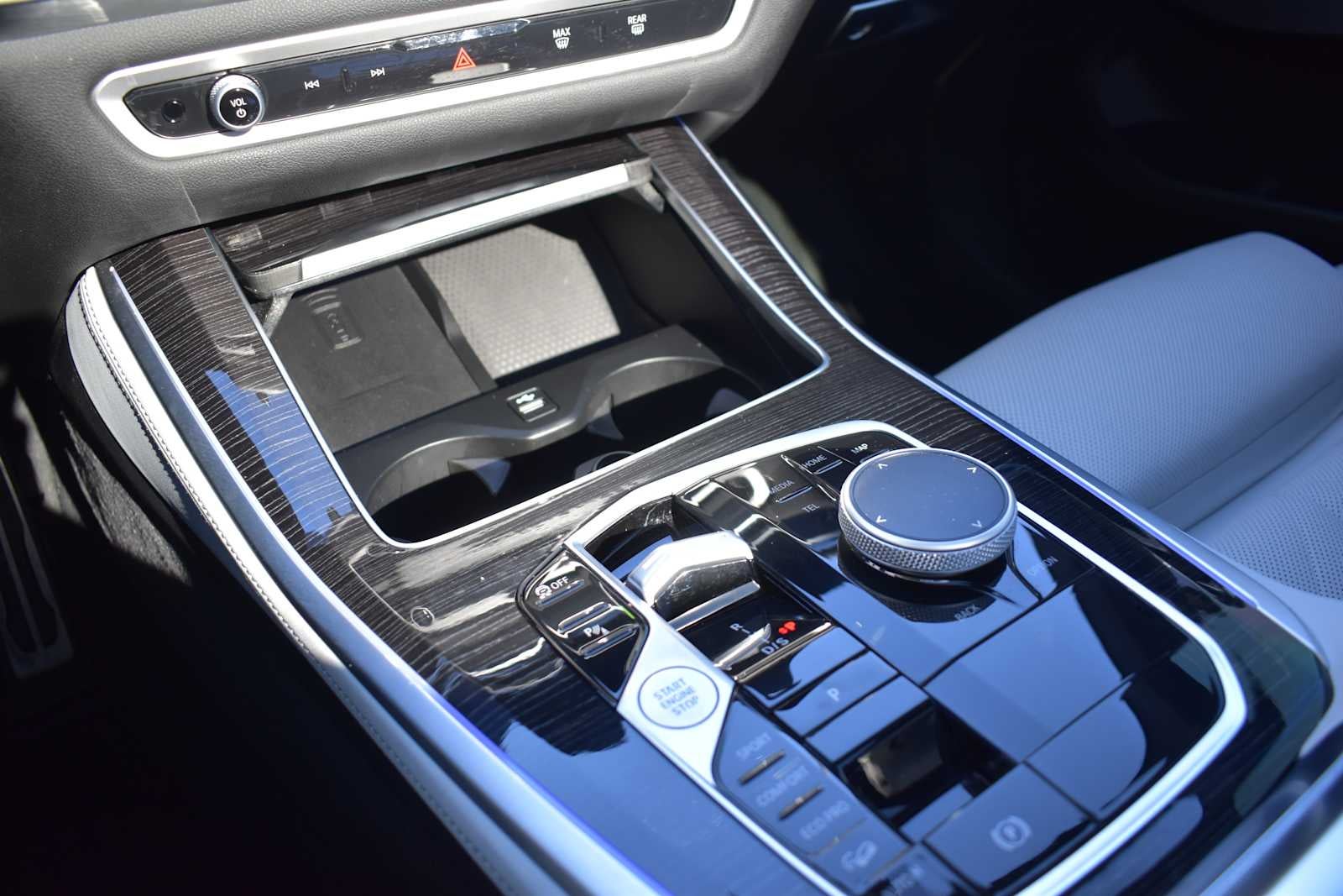 2025 BMW X5 xDrive40i Sports Activity Vehicle