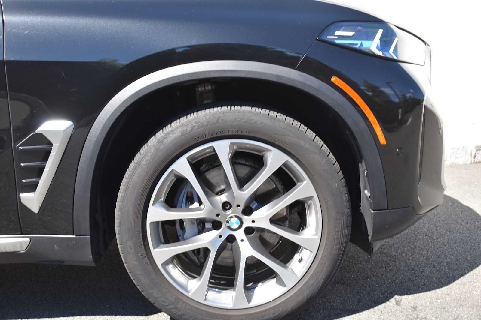 2025 BMW X5 xDrive40i Sports Activity Vehicle