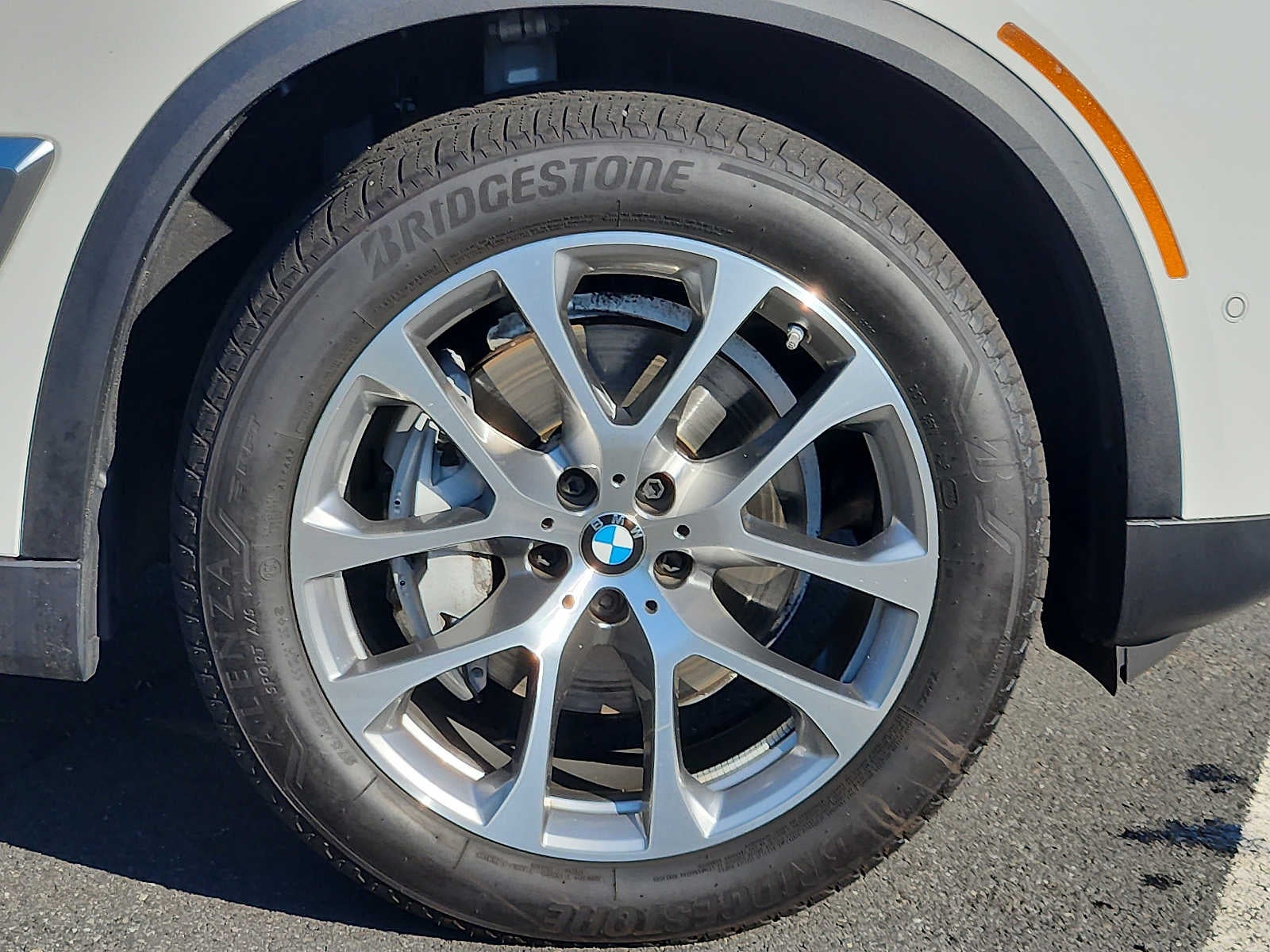 2025 BMW X5 xDrive40i Sports Activity Vehicle