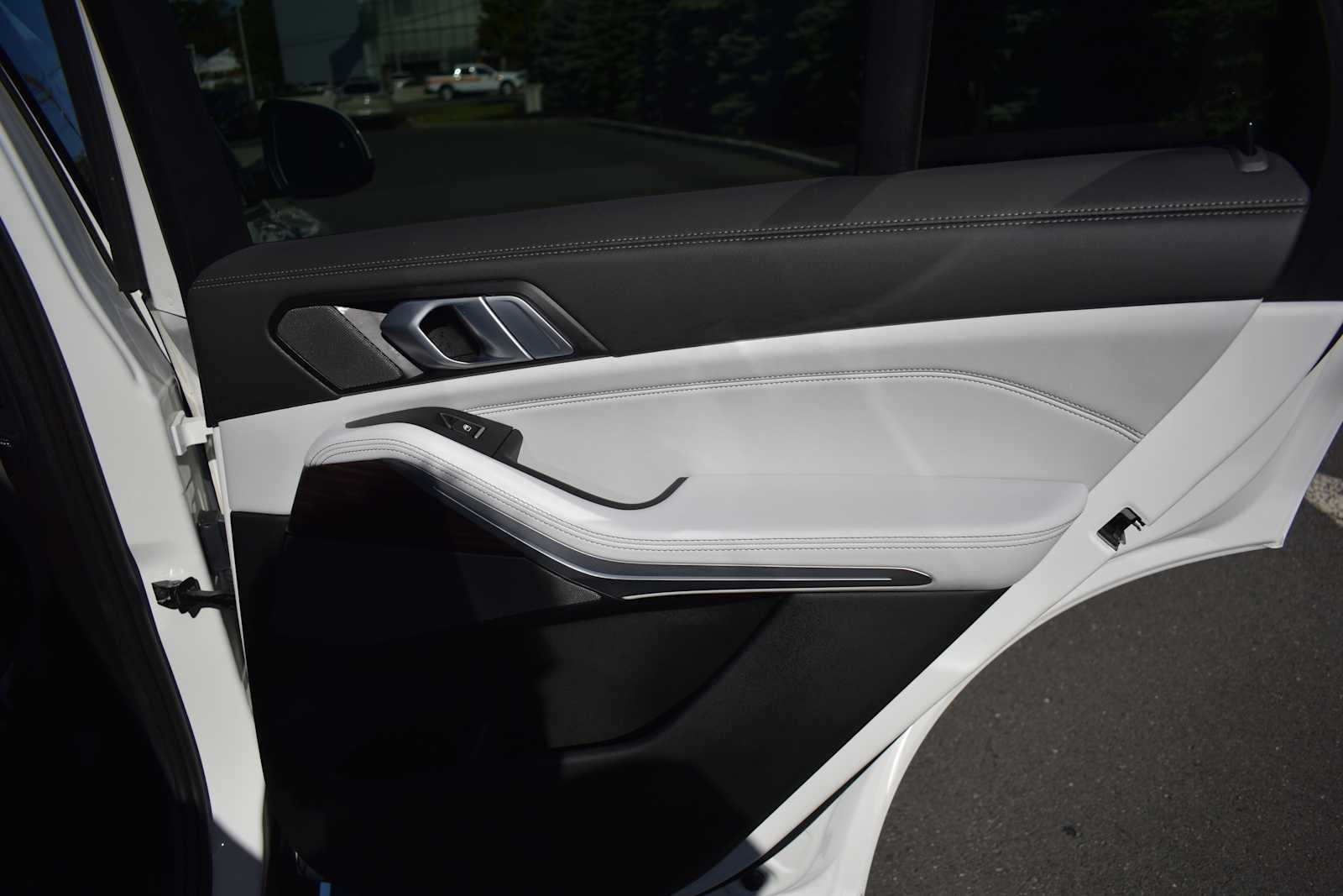 2025 BMW X5 xDrive40i Sports Activity Vehicle