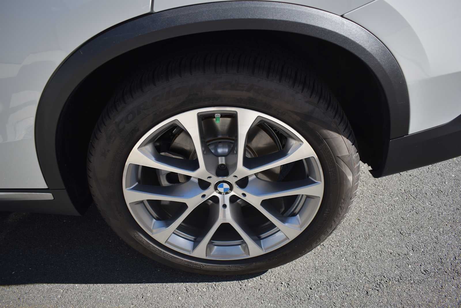 2025 BMW X5 xDrive40i Sports Activity Vehicle