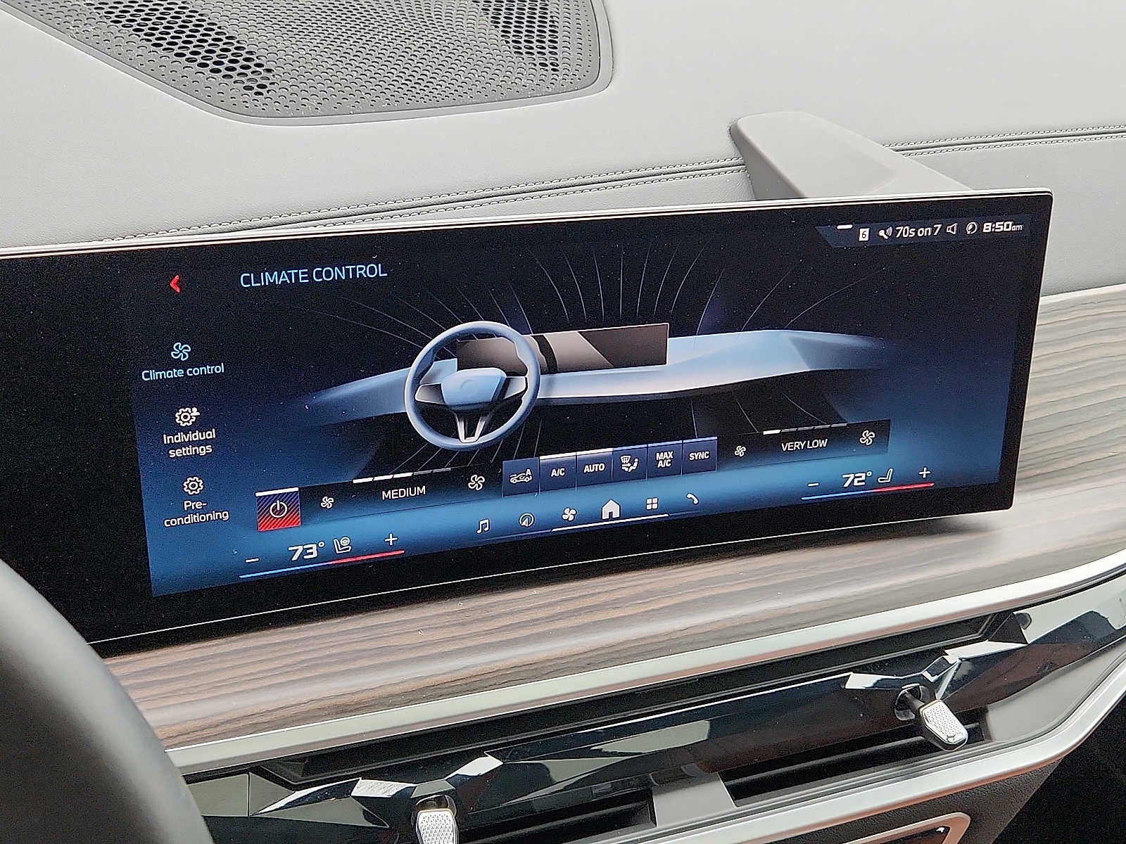 2025 BMW X7 M60i Sports Activity Vehicle