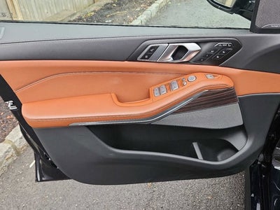 2025 BMW X7 M60i Sports Activity Vehicle