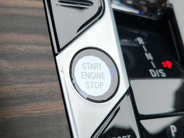 2025 BMW X7 M60i Sports Activity Vehicle