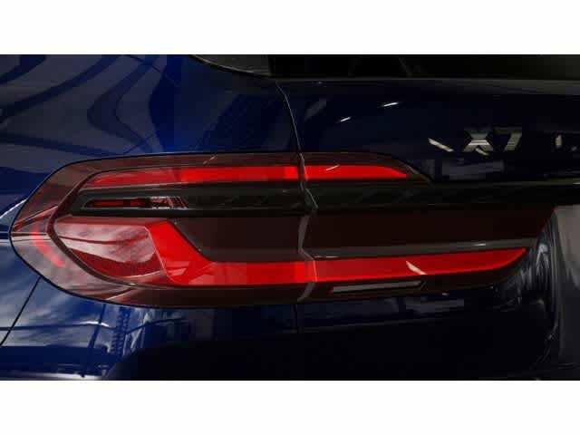 2027 BMW X7 M60i Sports Activity Vehicle