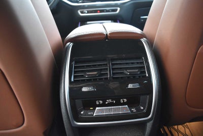 2024 BMW X7 M60i Sports Activity Vehicle