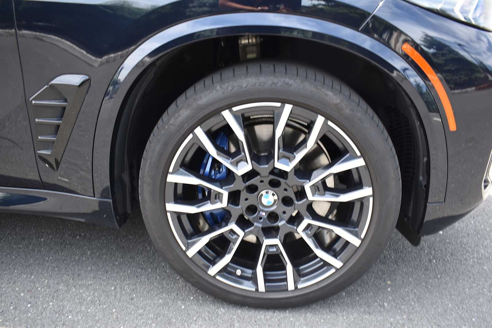 2024 BMW X5 M60i Sports Activity Vehicle