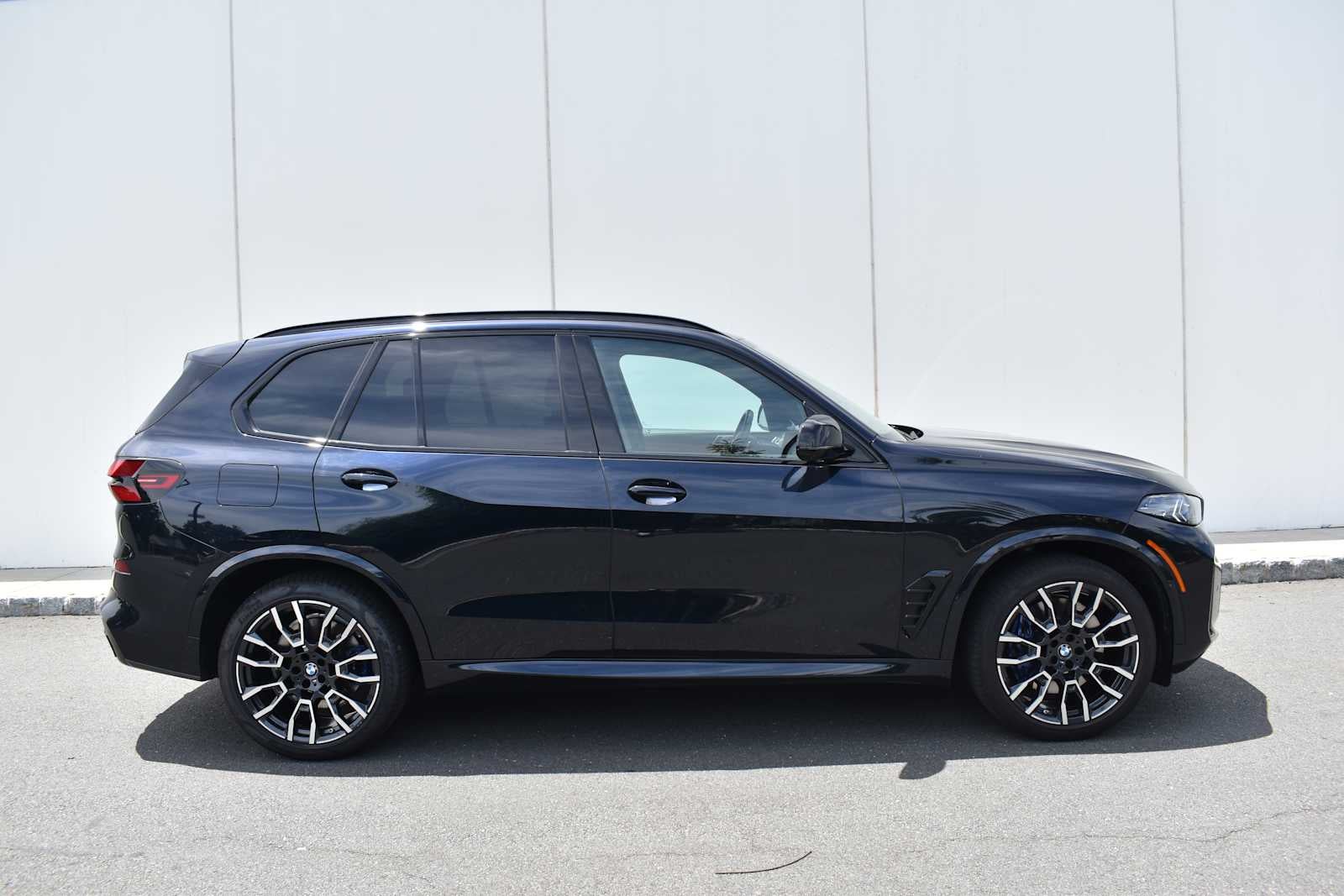 2024 BMW X5 M60i Sports Activity Vehicle