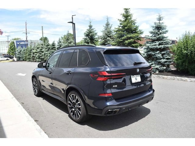 2024 BMW X5 M60i Sports Activity Vehicle
