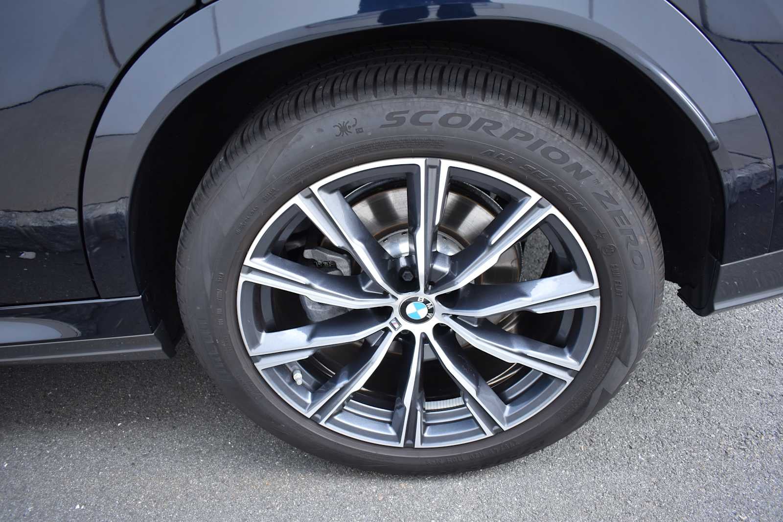2024 BMW X6 xDrive40i Sports Activity Coupe