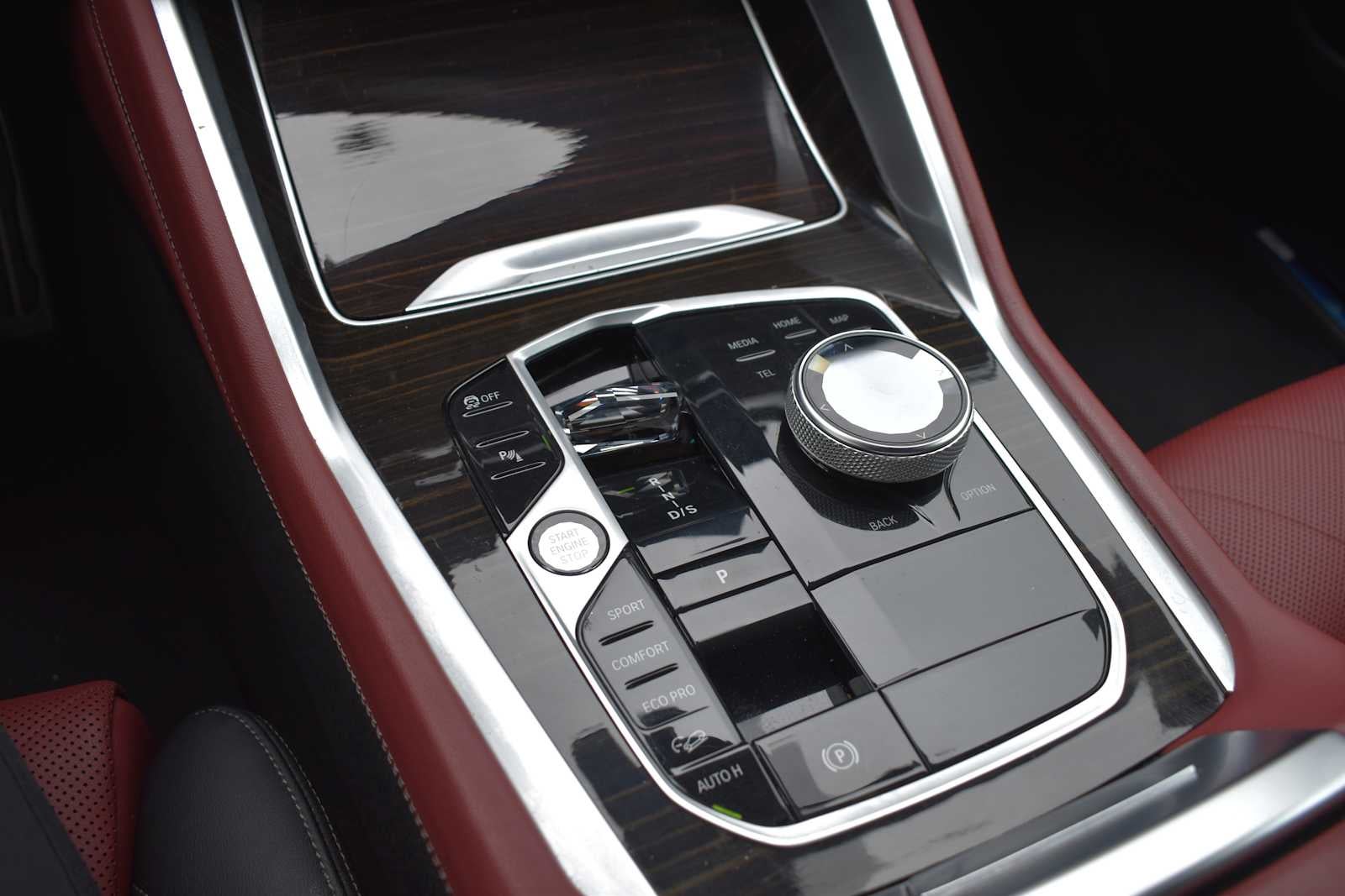 2025 BMW X6 xDrive40i Sports Activity Coupe