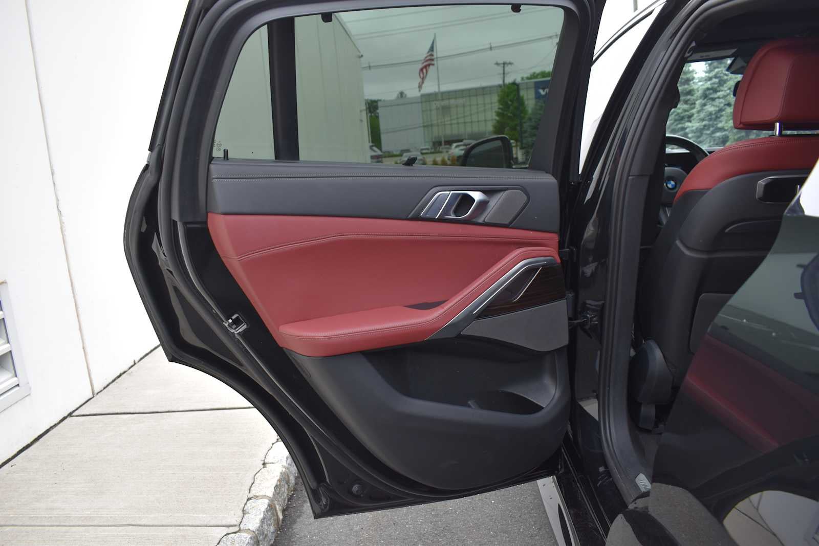 2025 BMW X6 xDrive40i Sports Activity Coupe