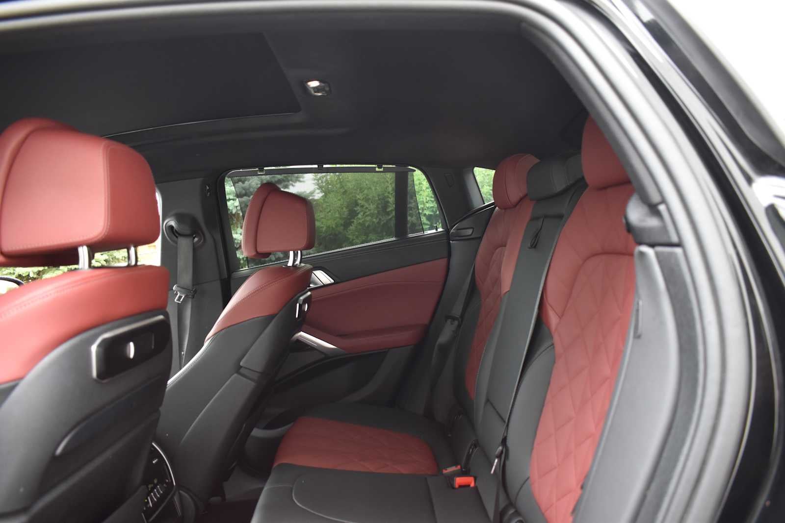 2025 BMW X6 xDrive40i Sports Activity Coupe