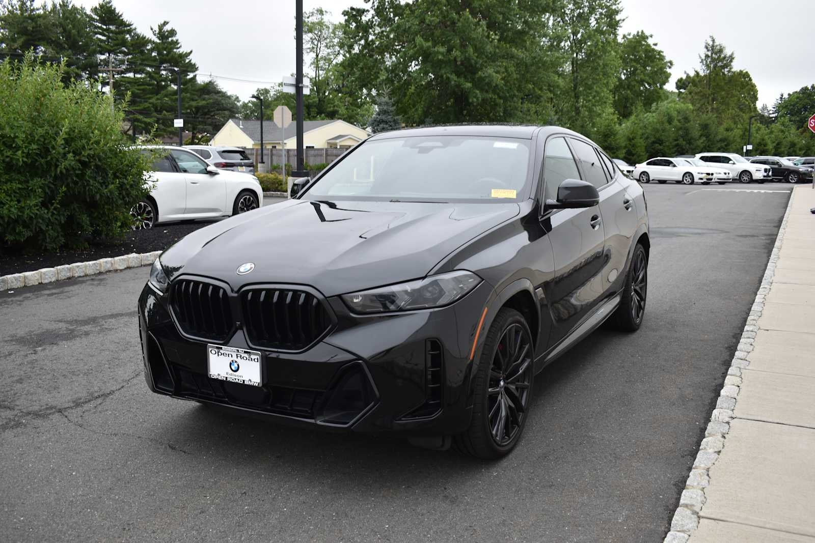 2025 BMW X6 xDrive40i Sports Activity Coupe