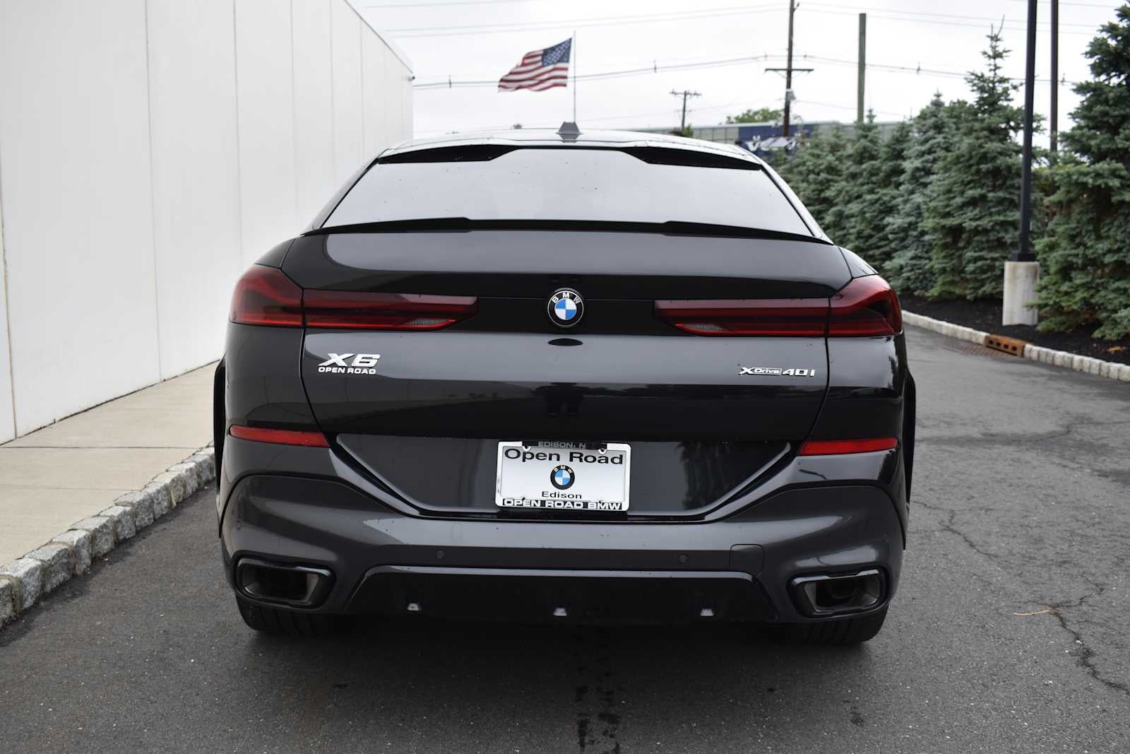 2025 BMW X6 xDrive40i Sports Activity Coupe